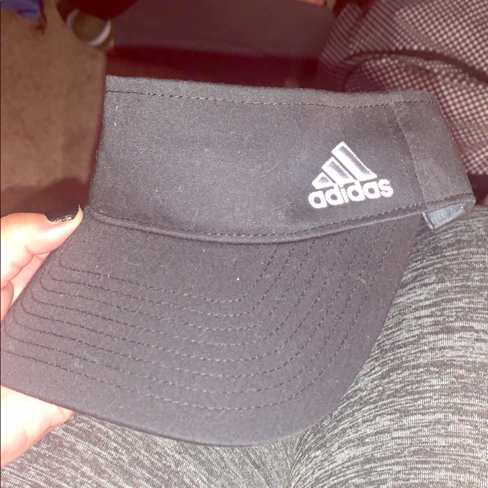 black adidas visor